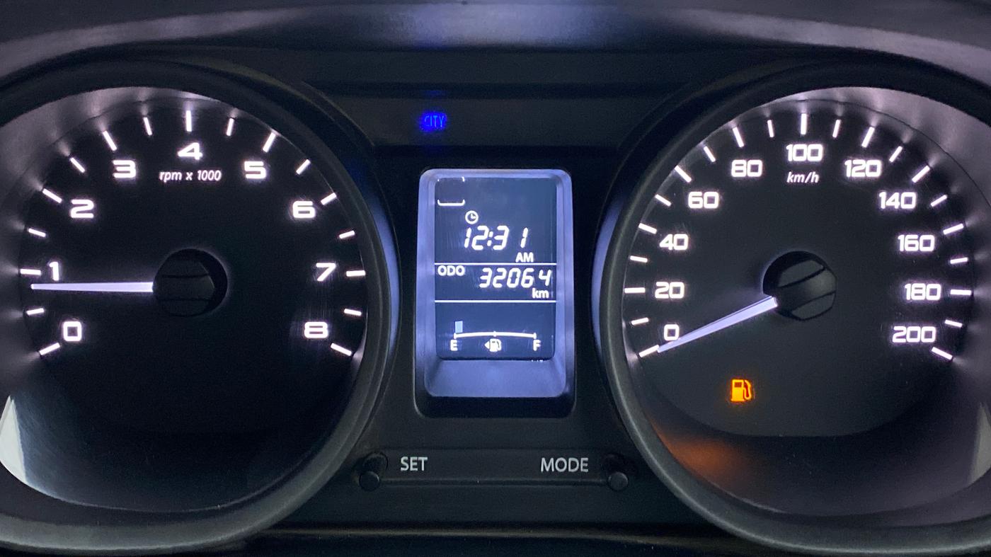 2016 Tata Tiago XE 1.2 REVOTRON, Petrol, Manual, 32,065 km, Odometer Image