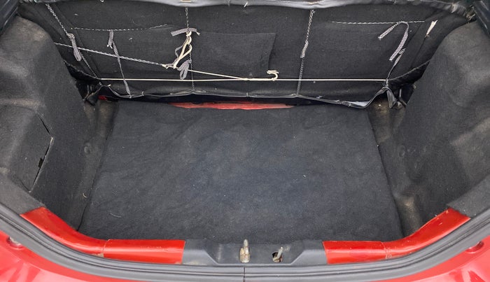 2016 Tata Tiago XE 1.2 REVOTRON, Petrol, Manual, 32,065 km, Boot Inside