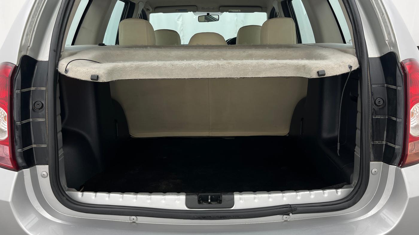 2013 Renault Duster 85 PS RXL DIESEL, Diesel, Manual, 75,232 km, Boot Inside