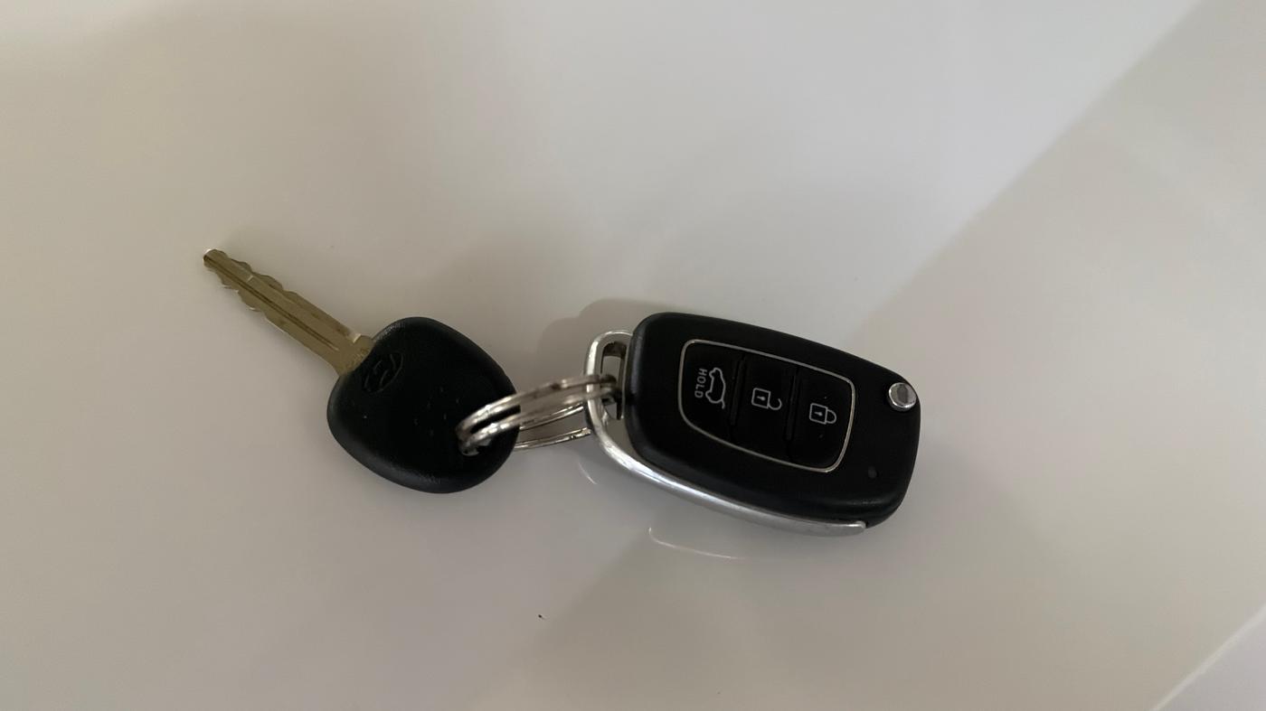 2020 Hyundai NEW I20 SPORTZ 1.2 MT, Petrol, Manual, 62,667 km, Key Close Up