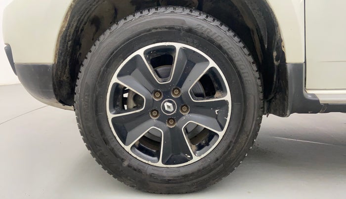 2016 Renault Duster RXZ AMT 110 PS, Diesel, Automatic, 73,193 km, Left Front Wheel