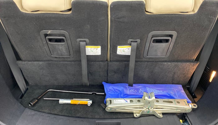 2021 Tata Safari XZA PLUS, Diesel, Automatic, 21,813 km, Boot Inside