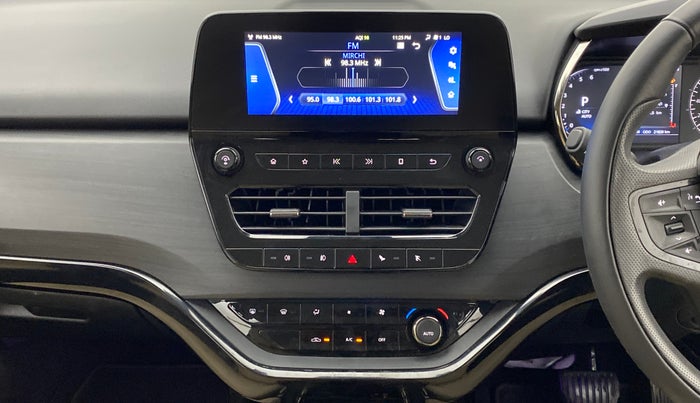 2021 Tata Safari XZA PLUS, Diesel, Automatic, 21,813 km, Air Conditioner