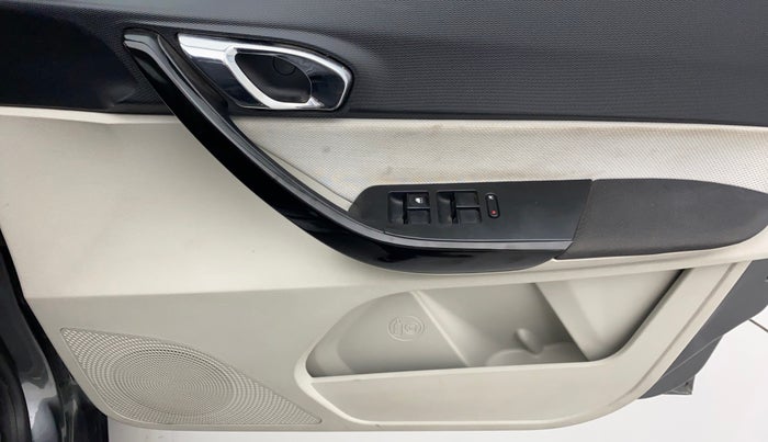 2022 Tata TIGOR XZ PLUS CNG, CNG, Manual, 18,790 km, Driver Side Door Panels Control