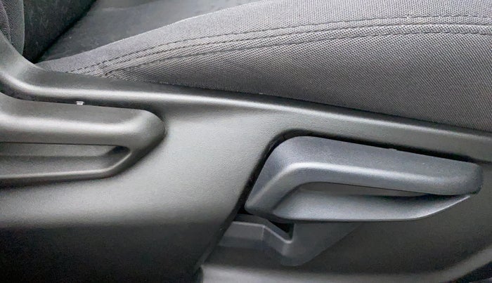 2022 Tata TIGOR XZ PLUS CNG, CNG, Manual, 18,790 km, Driver Side Adjustment Panel