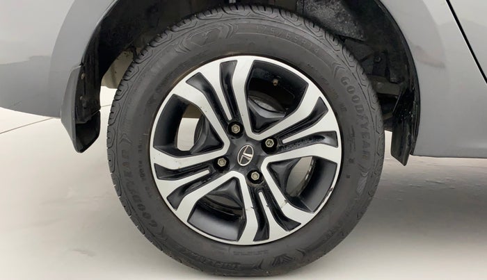 2022 Tata TIGOR XZ PLUS CNG, CNG, Manual, 18,790 km, Right Rear Wheel