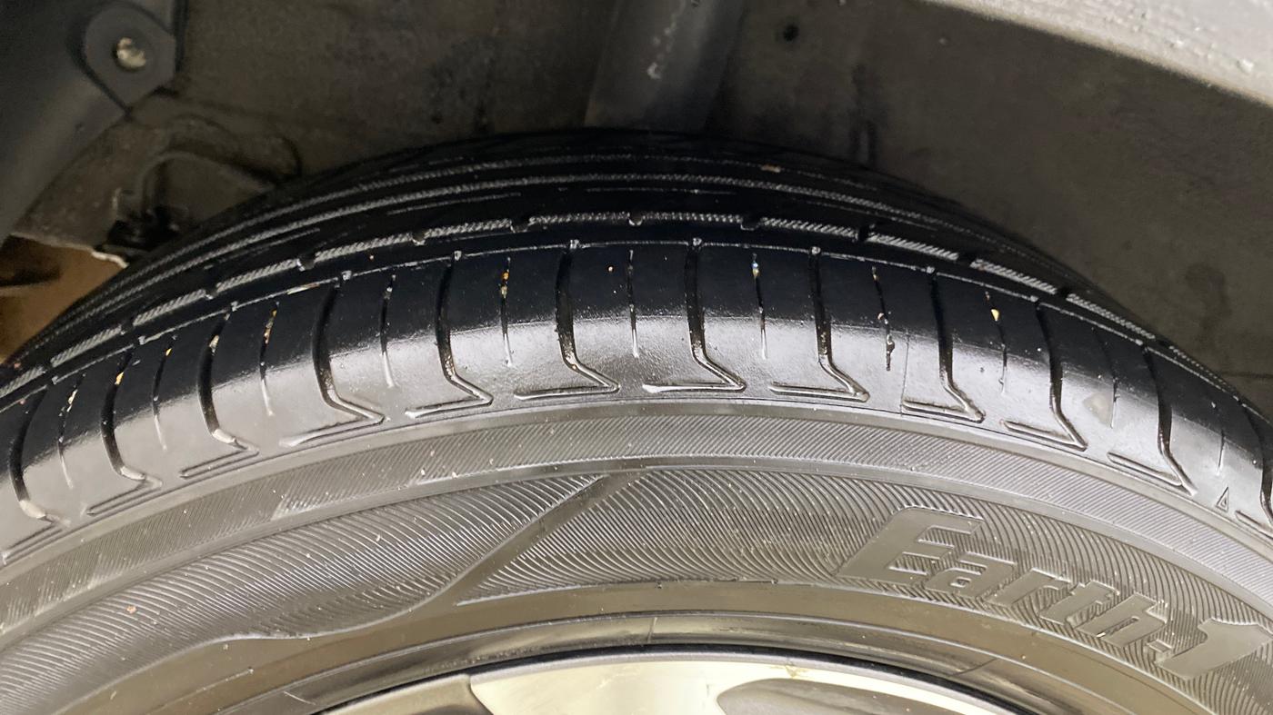 2022 KIA SONET GTX PLUS 1.5, Diesel, Manual, 96,203 km, Right Rear Tyre Tread