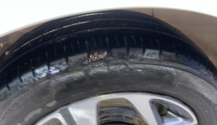 2021 Hyundai AURA SX PLUS 1.2 AMT, Petrol, Automatic, 1,01,354 km, Right Rear Tyre Tread