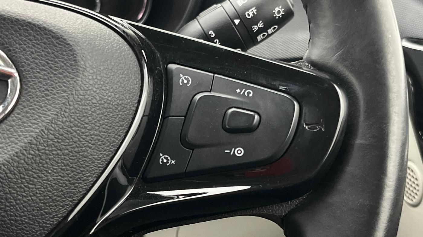 2020 Tata NEXON XZ PLUS (O) PETROL, Petrol, Manual, 41,846 km, Adaptive Cruise Control