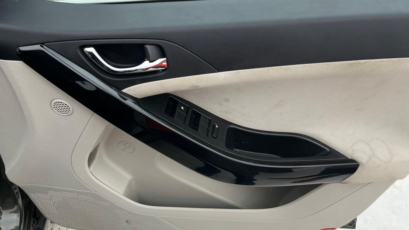 2020 Tata NEXON XZ PLUS (O) PETROL, Petrol, Manual, 41,846 km, Driver Side Door Panels Control