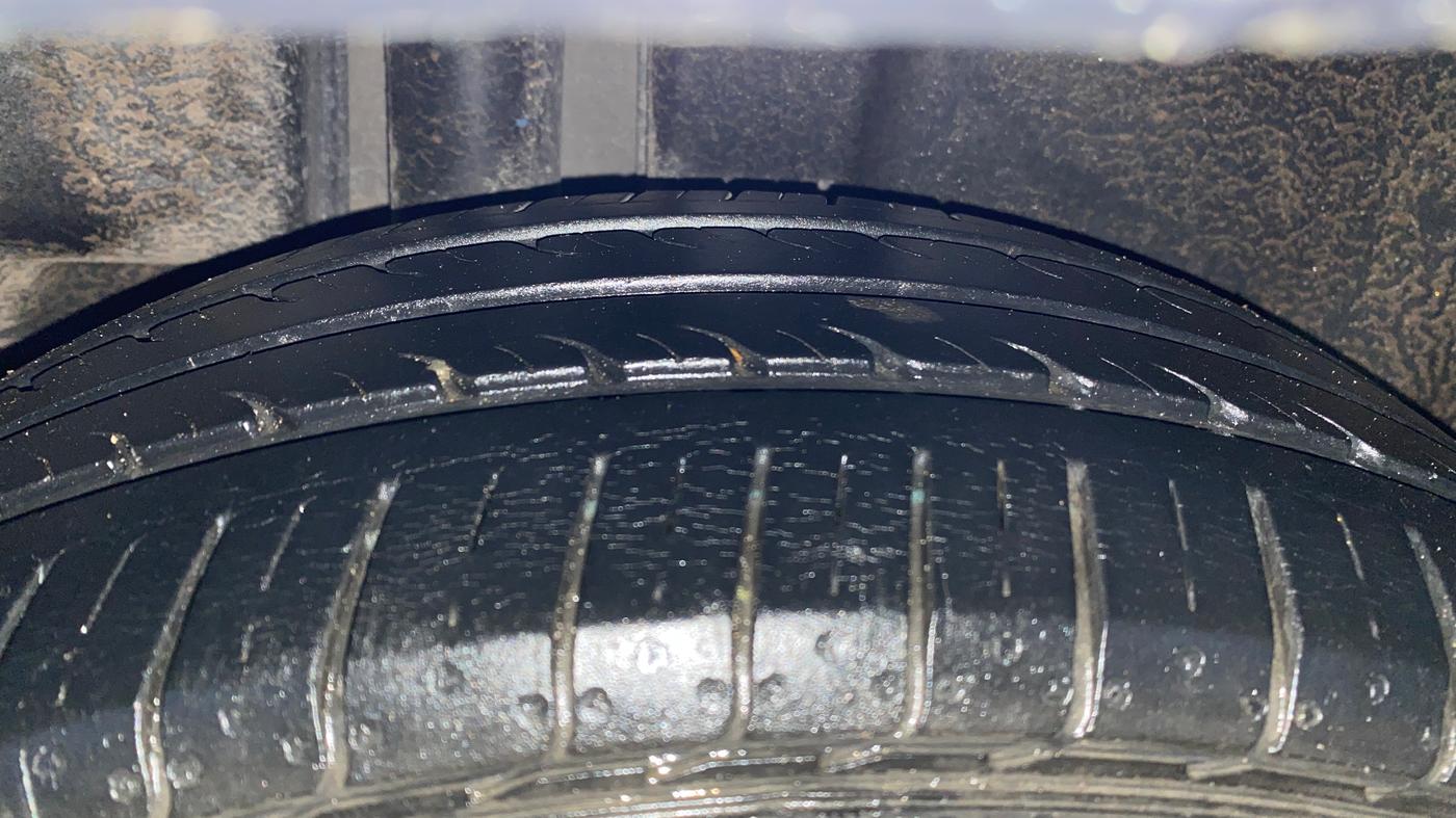 2018 Maruti Ciaz DELTA 1.4 MT PETROL, Petrol, Manual, 53,827 km, Right Rear Tyre Tread