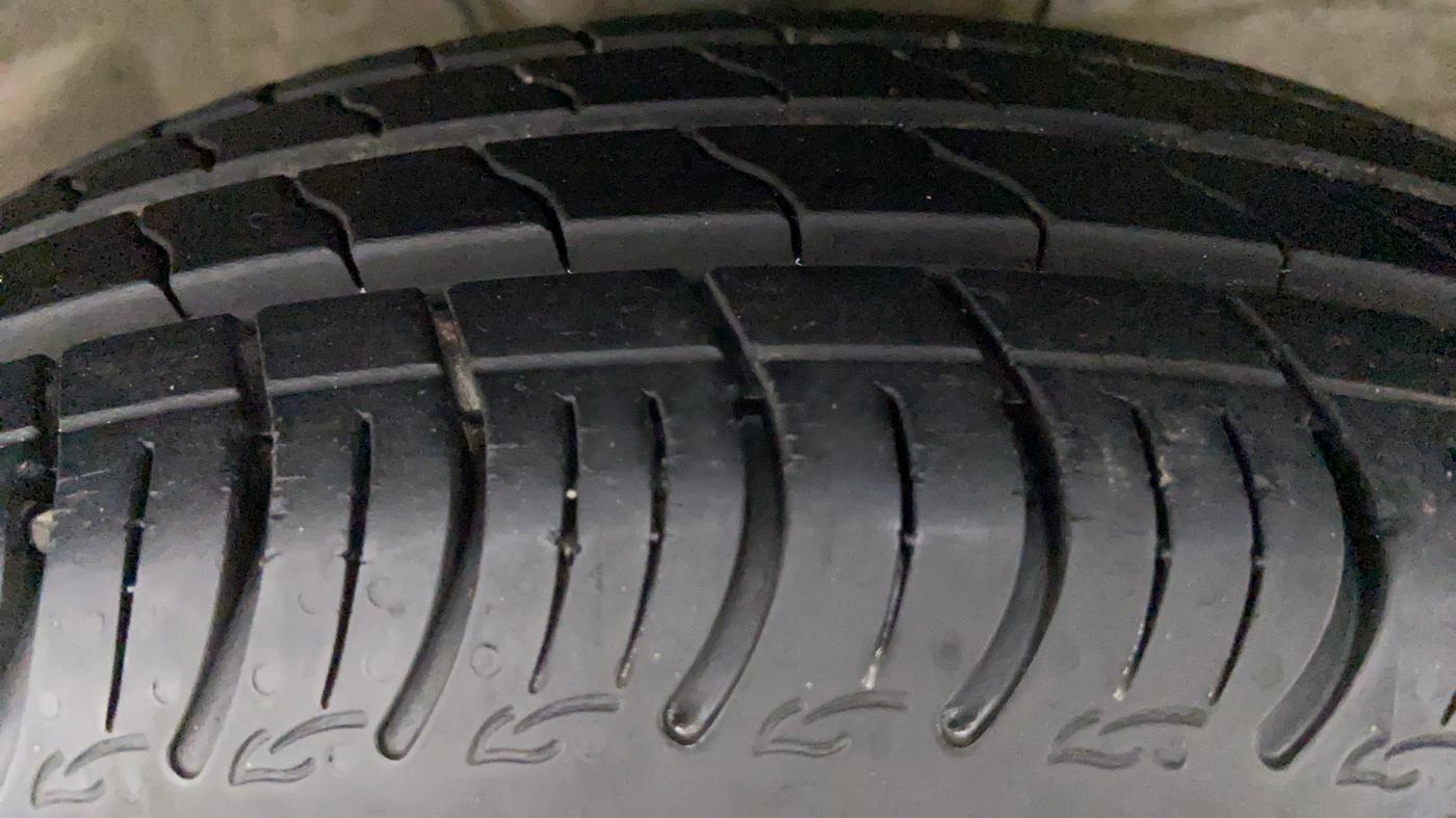2020 Maruti S PRESSO VXI PLUS AGS, Petrol, Automatic, 6,590 km, Right Front Tyre Tread