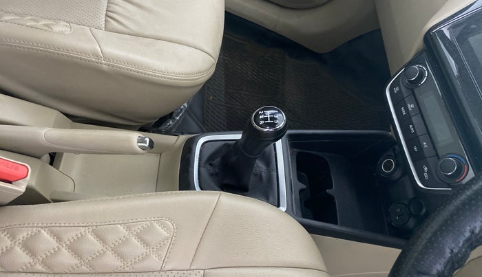 2022 Maruti Dzire ZXI CNG, CNG, Manual, 41,659 km, Gear Lever