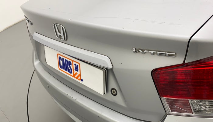 2010 Honda City 1.5L I-VTEC S MT, Petrol, Manual, 31,169 km, Dicky (Boot door) - Slightly dented