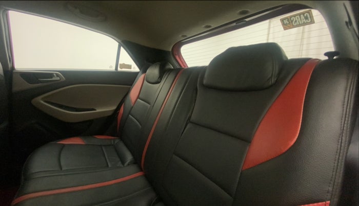 2014 Hyundai Elite i20 SPORTZ 1.4 CRDI, Diesel, Manual, 55,821 km, Right Side Rear Door Cabin