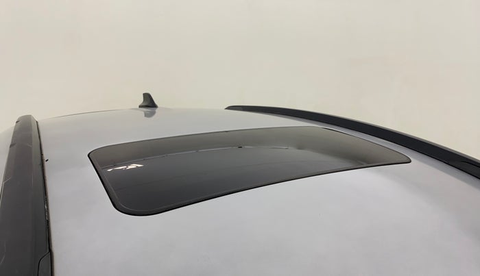 2022 Tata NEXON XZA PLUS (PREMIUM) DIESEL JET, Diesel, Automatic, 71,970 km, Moonroof/ Sunroof