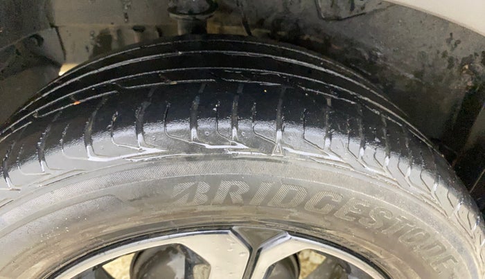 2022 Tata NEXON XZA PLUS (PREMIUM) DIESEL JET, Diesel, Automatic, 71,970 km, Right Rear Tyre Tread