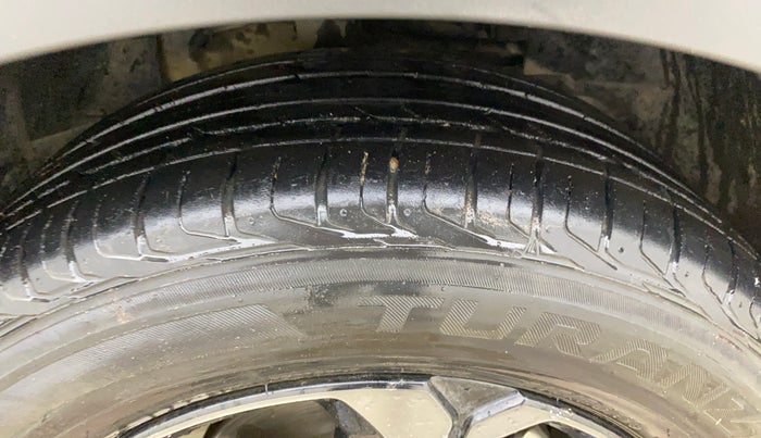 2022 Tata NEXON XZA PLUS (PREMIUM) DIESEL JET, Diesel, Automatic, 71,970 km, Right Front Tyre Tread