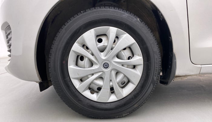2019 Maruti Swift LXI D, Petrol, Manual, 35,166 km, Left Front Wheel