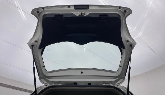 2019 Maruti Swift LXI D, Petrol, Manual, 35,166 km, Boot Door Open
