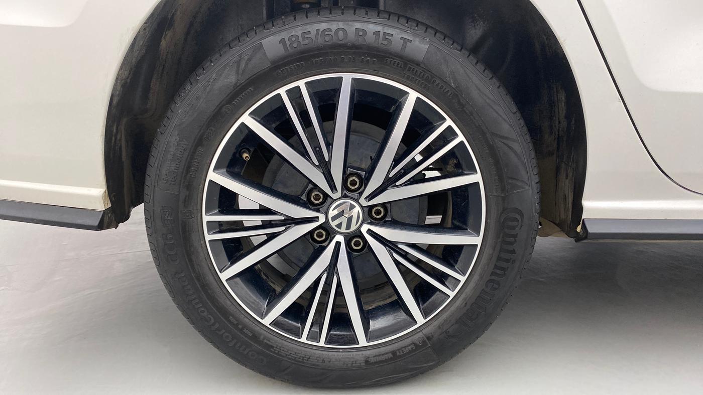 2020 Volkswagen Vento COMFORTLINE 1.0 TSI MT, Petrol, Manual, 65,501 km, Right Rear Wheel