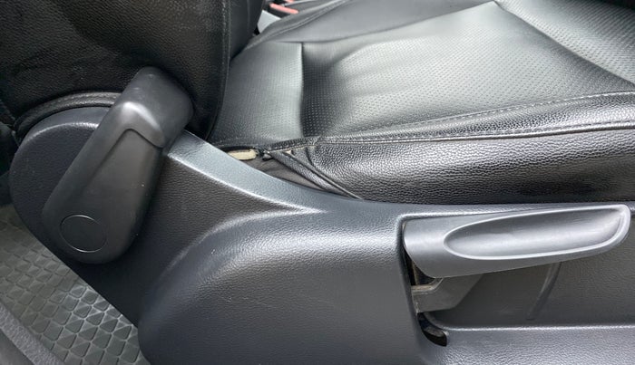 2020 Volkswagen Vento COMFORTLINE 1.0 TSI MT, Petrol, Manual, 65,501 km, Driver Side Adjustment Panel