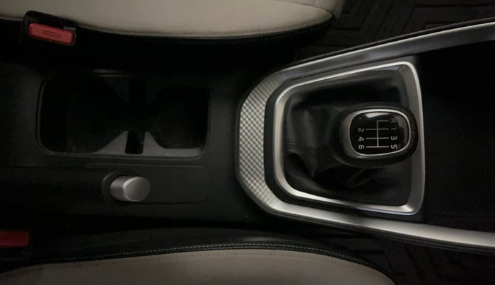 2023 KIA SONET HTX 1.0 IMT, Petrol, Manual, 21,073 km, Gear Lever