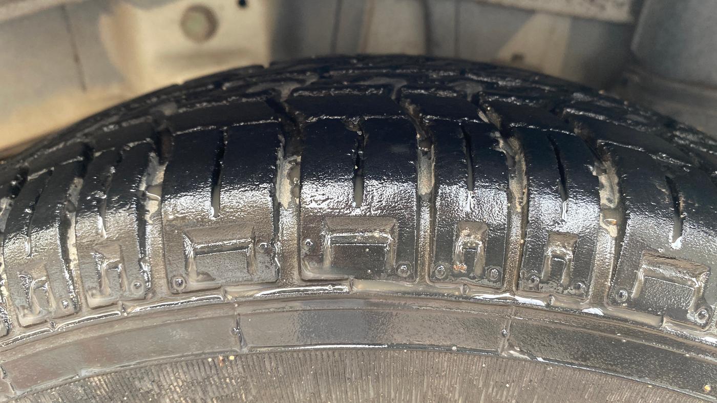 2013 Hyundai Eon ERA +, Petrol, Manual, 63,636 km, Left Rear Tyre Tread