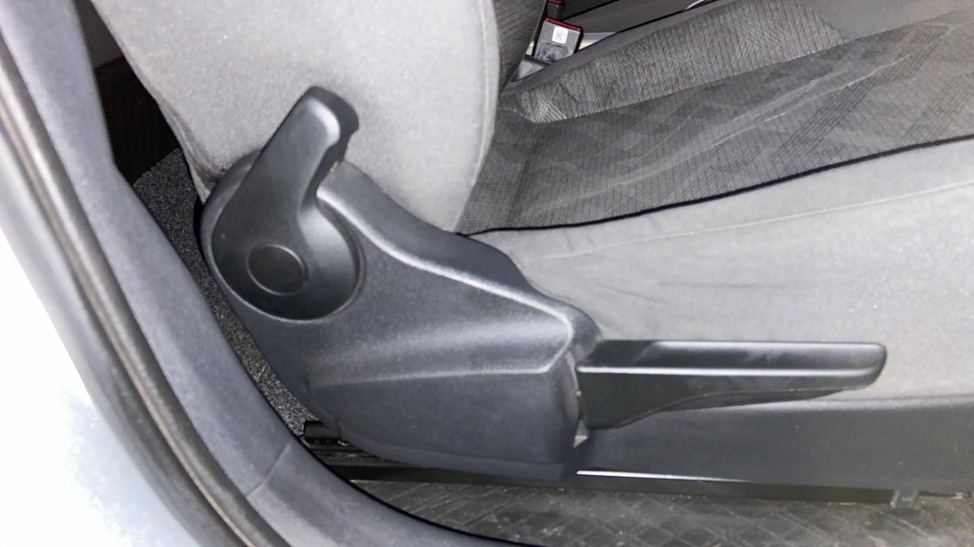 2024 Skoda SLAVIA Style Matte 1.0 TSI AT, Petrol, Automatic, 30,021 km, Driver Side Adjustment Panel