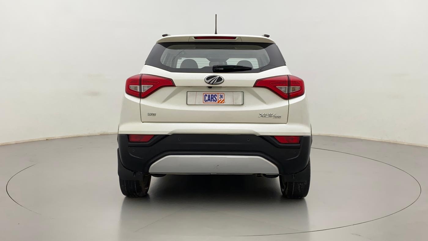 2020 Mahindra XUV300 W8(O), Diesel, Manual, 33,254 km, Back/Rear