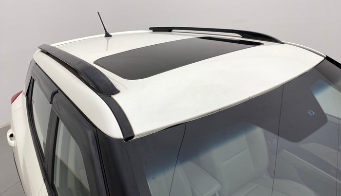 2020 Mahindra XUV300 W8(O), Diesel, Manual, 33,254 km, Roof