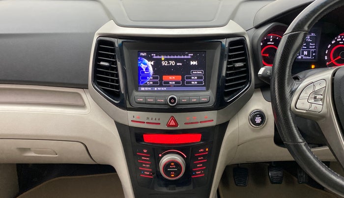 2020 Mahindra XUV300 W8(O), Diesel, Manual, 33,254 km, Air Conditioner