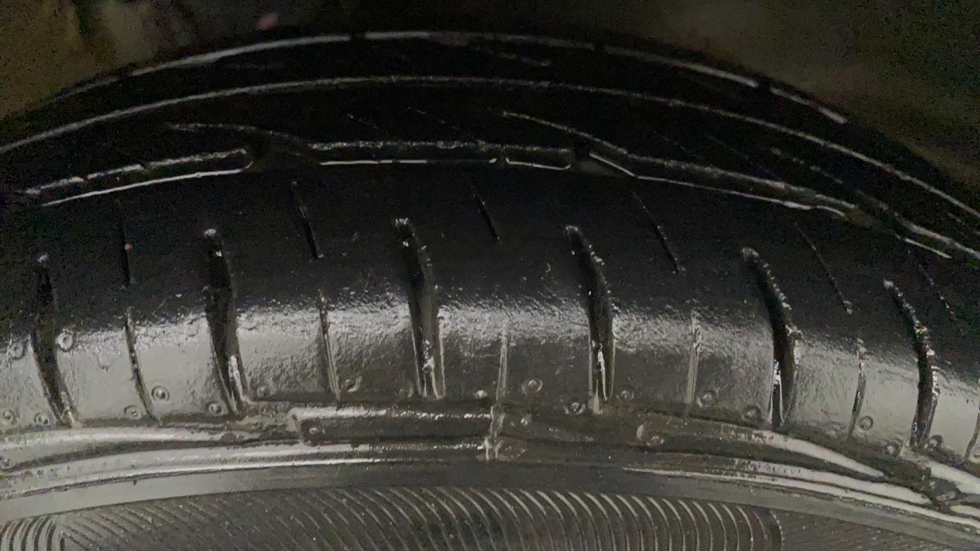 2012 Maruti Alto 800 LXI, Petrol, Manual, 55,876 km, Left Front Tyre Tread