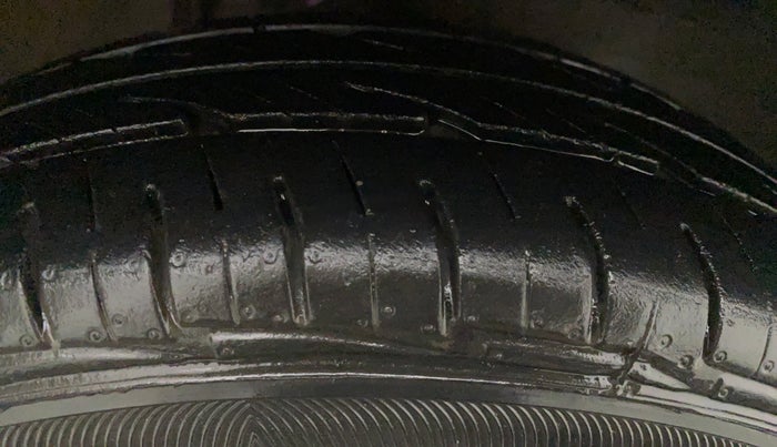 2012 Maruti Alto 800 LXI, Petrol, Manual, 55,876 km, Right Front Tyre Tread