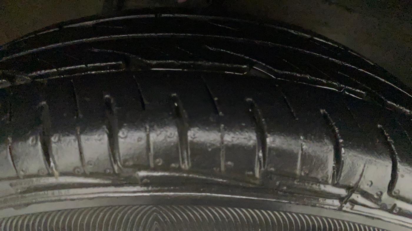 2012 Maruti Alto 800 LXI, Petrol, Manual, 55,876 km, Left Rear Tyre Tread