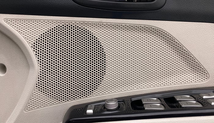 2019 Mahindra XUV300 W8 DIESEL MT, Diesel, Manual, 29,363 km, Speaker