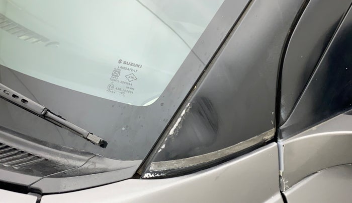 2016 Maruti Swift ZXI, Petrol, Manual, 68,781 km, Left A pillar - Minor scratches