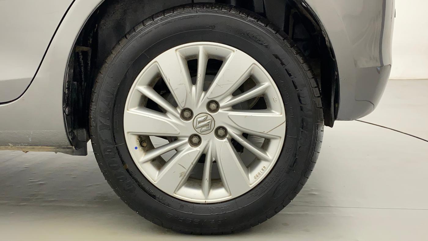 2016 Maruti Swift ZXI, Petrol, Manual, 68,781 km, Left Rear Wheel