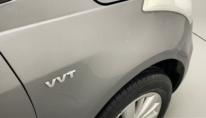 2016 Maruti Swift ZXI, Petrol, Manual, 68,781 km, Right fender - Minor scratches