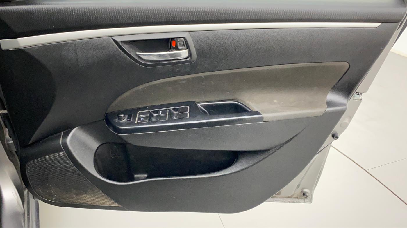 2016 Maruti Swift ZXI, Petrol, Manual, 68,781 km, Driver Side Door Panels Control