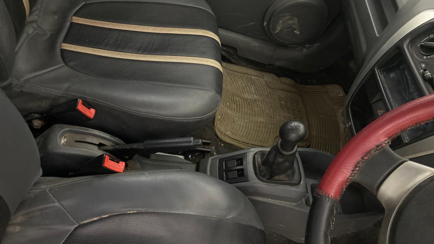 2013 Maruti Alto 800 LXI, Petrol, Manual, 65,154 km, Gear Lever