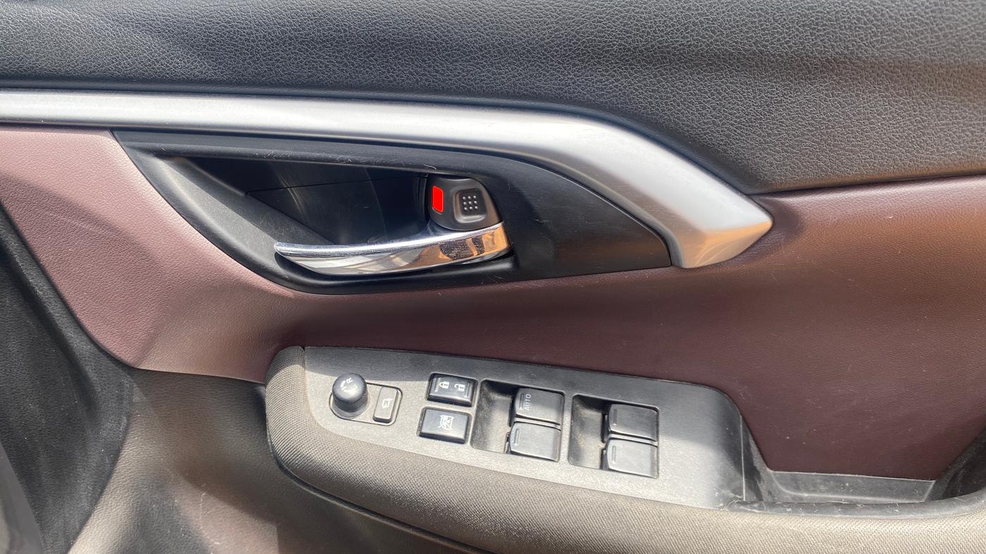 2023 Maruti Grand Vitara SIGMA SMART HYBRID, Petrol, Manual, 55,051 km, Driver Side Door Panels Control