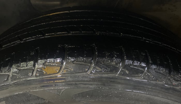 2019 Hyundai Elite i20 SPORTZ PLUS 1.2, Petrol, Manual, 39,806 km, Left Front Tyre Tread