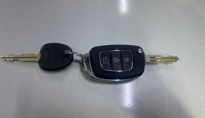 2019 Hyundai Elite i20 SPORTZ PLUS 1.2, Petrol, Manual, 39,806 km, Key Close Up