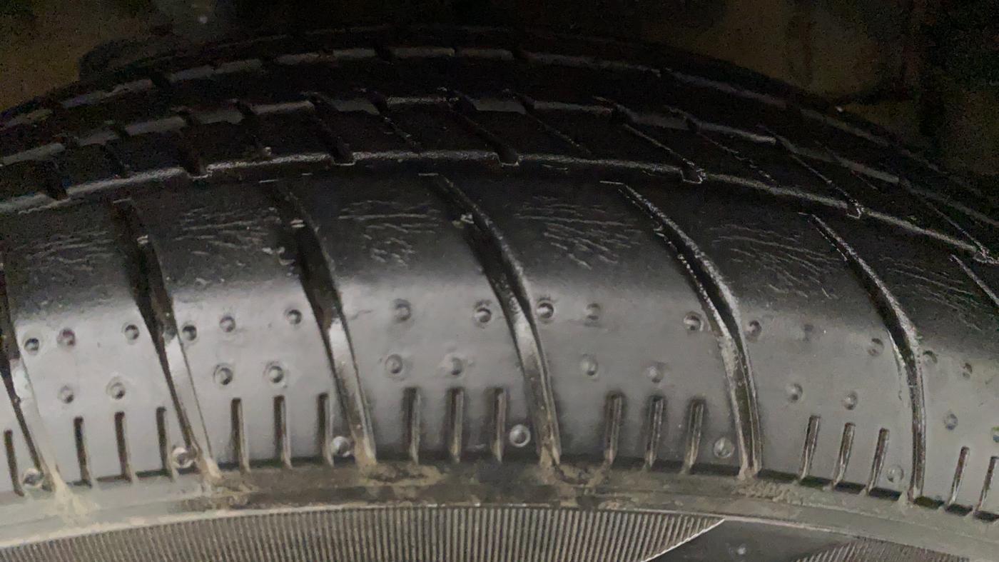 2019 Maruti Celerio ZXI, Petrol, Manual, 9,282 km, Left Front Tyre Tread