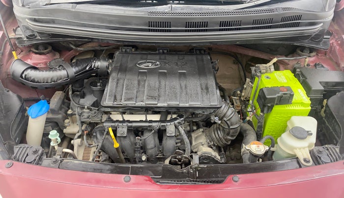 2017 Hyundai Xcent E+, Petrol, Manual, 1,03,048 km, Engine View