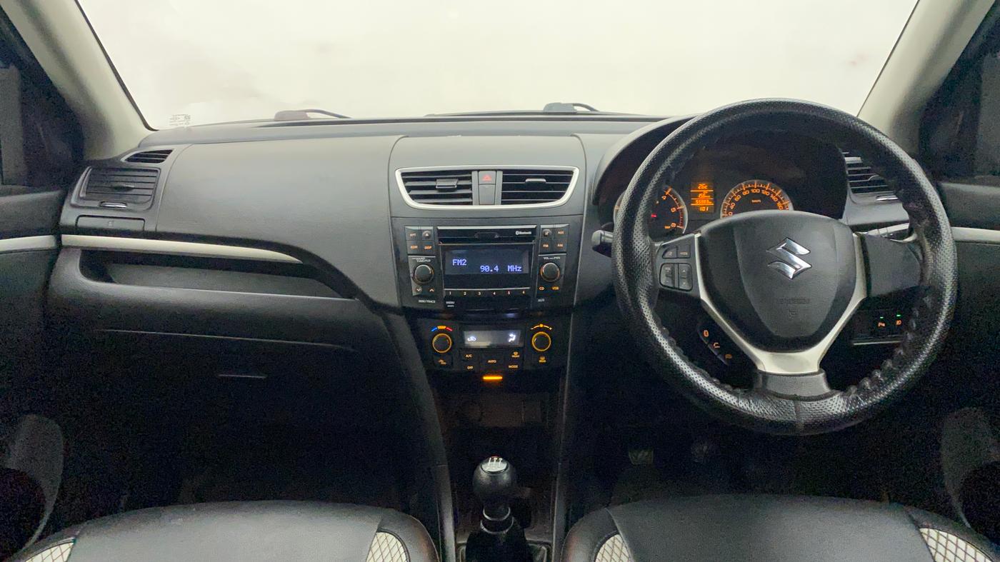 2015 Maruti Swift ZDI, Diesel, Manual, 56,308 km, Dashboard