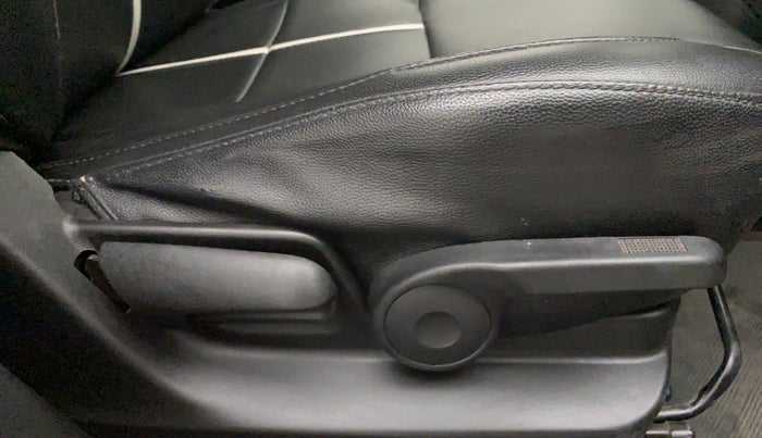 2015 Maruti Swift ZDI, Diesel, Manual, 56,308 km, Driver Side Adjustment Panel