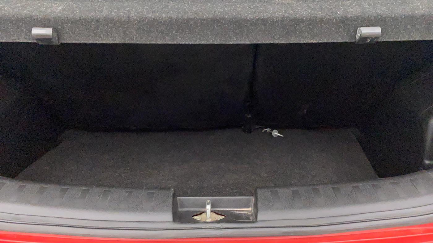 2015 Maruti Swift ZDI, Diesel, Manual, 56,308 km, Boot Inside