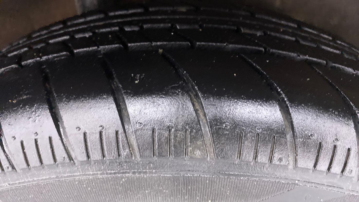 2014 Honda Mobilio 1.5 V I DTEC, Diesel, Manual, 97,609 km, Right Rear Tyre Tread